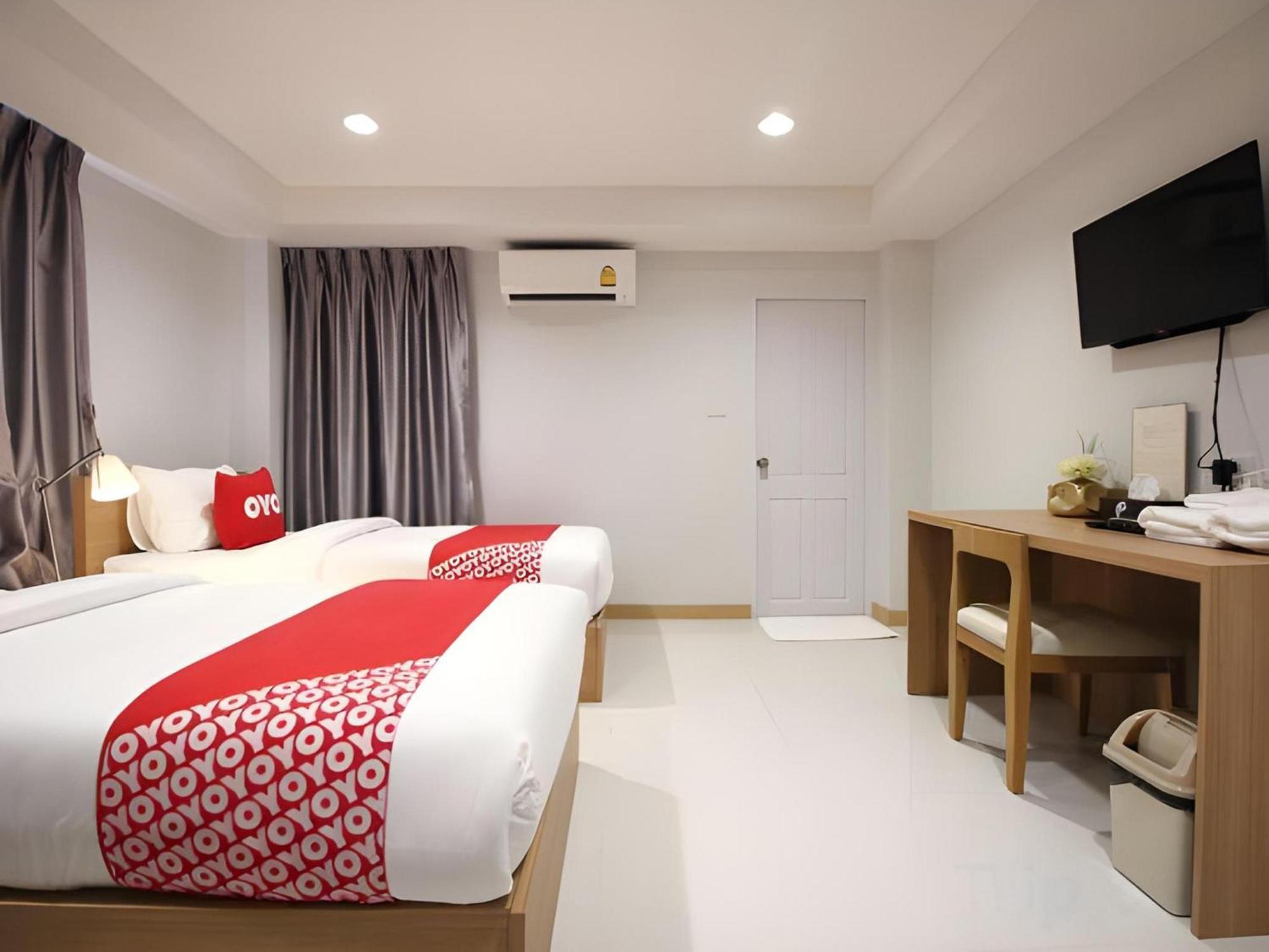 Super Oyo 483 Pannee Hotel Khaosan Bangkok Exterior photo