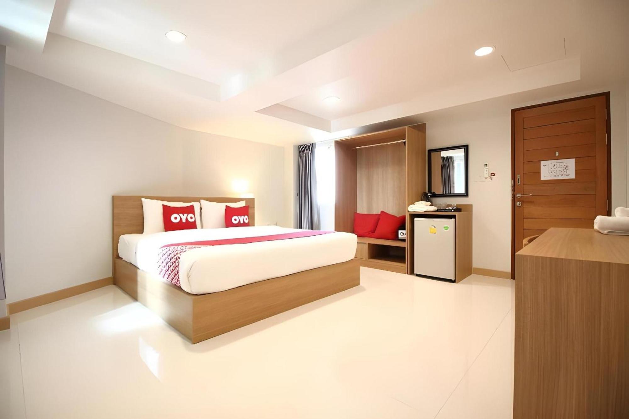 Super Oyo 483 Pannee Hotel Khaosan Bangkok Exterior photo